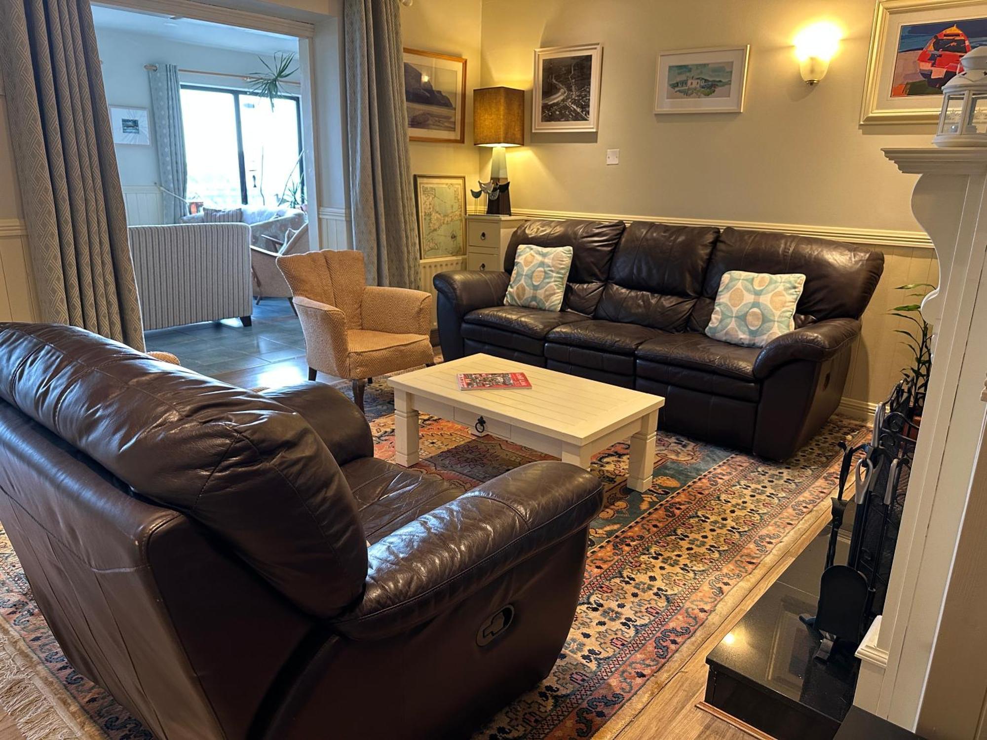 Dooagh Teach Cruachan Large-Group Holiday Home מראה חיצוני תמונה